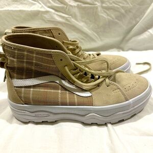 Vans Sk8-Hi sentry khaki plaid platform 8.5 women's (fits like 9/9.5)